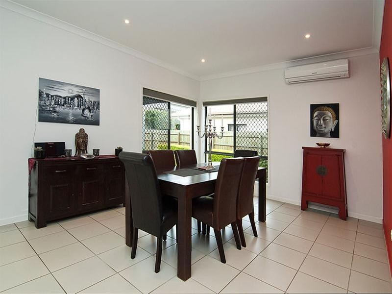 6 Aldea Place, Stretton QLD 4116