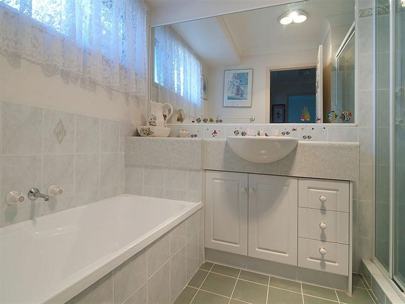 77 Bougainvillea Street, Calamvale QLD 4116