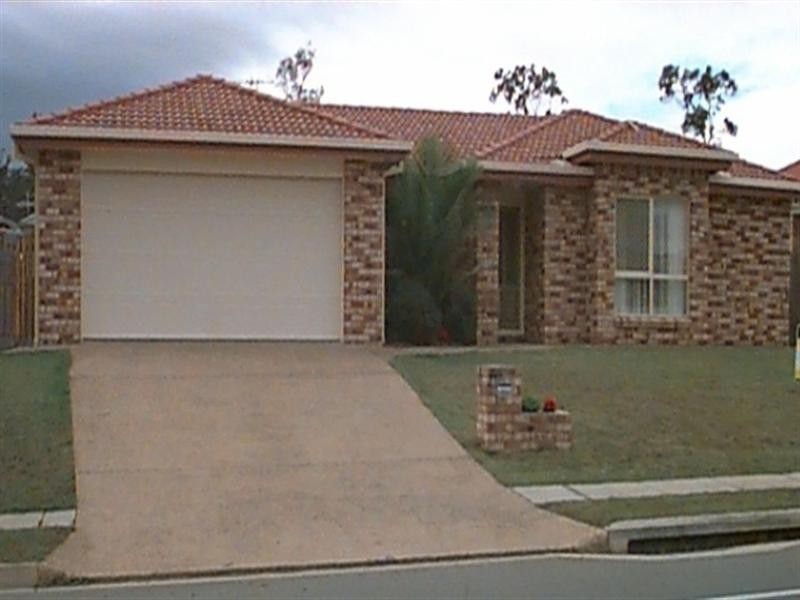 61 Glenfield Street, Parkinson QLD 4115