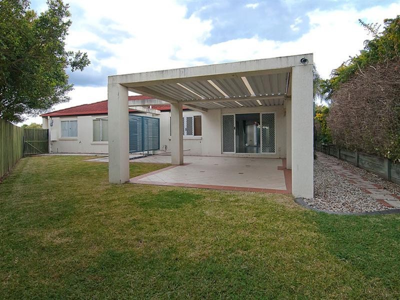 18 Violet Place, Calamvale QLD 4116