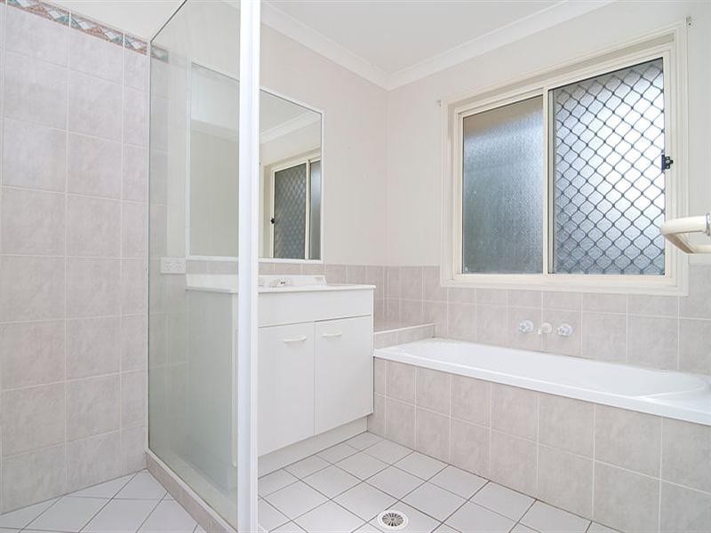 15 Montana Place, Calamvale QLD 4116