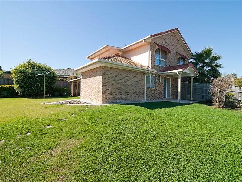 4 Prospect Street, Parkinson QLD 4115