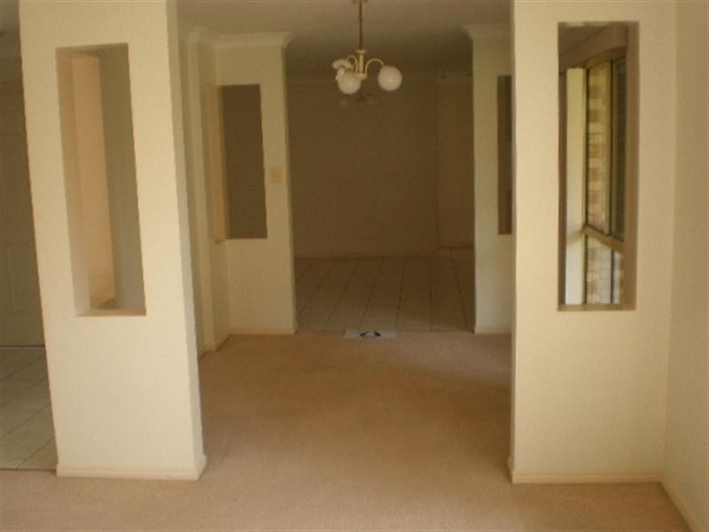 61 Glenfield Street, Parkinson QLD 4115