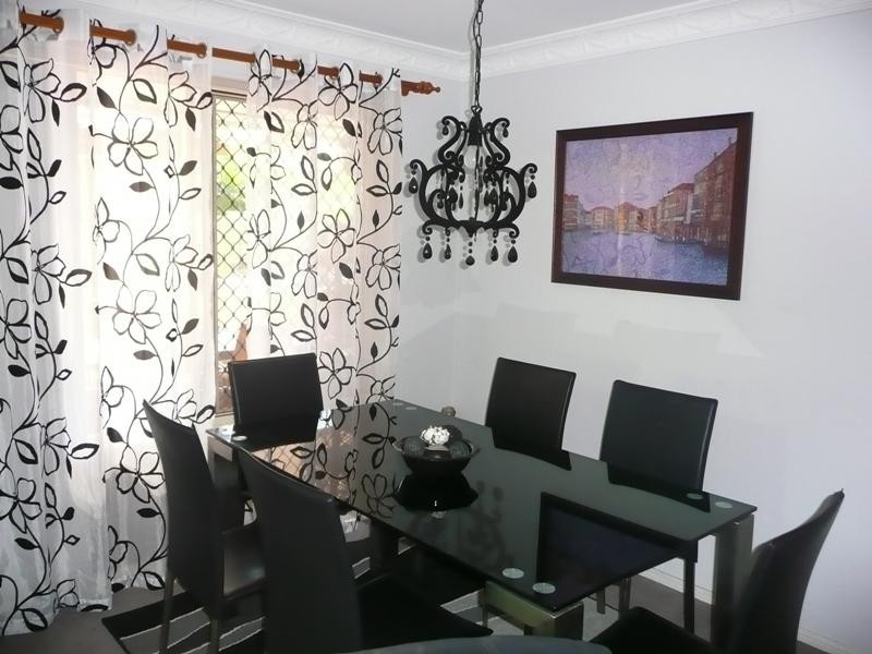 47 Bannockburn Crescent, Parkinson QLD 4115