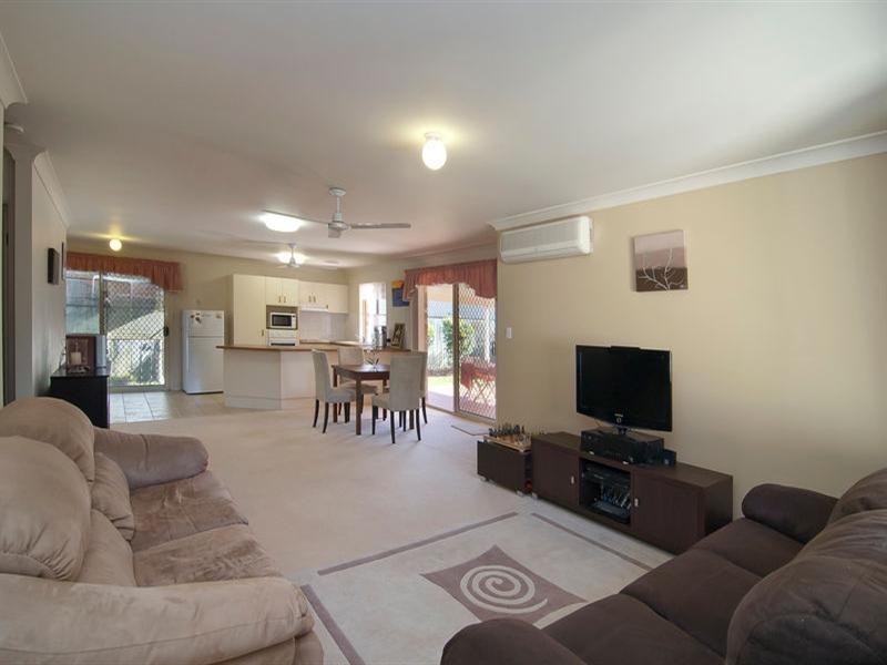 4 Dewick Court, Calamvale QLD 4116