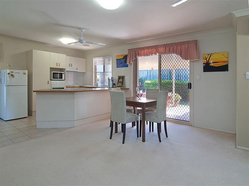 4 Dewick Court, Calamvale QLD 4116