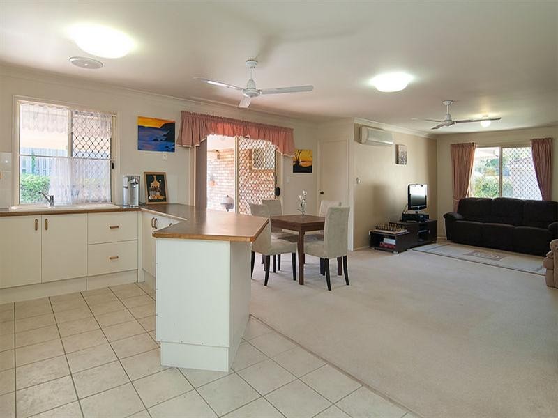 4 Dewick Court, Calamvale QLD 4116