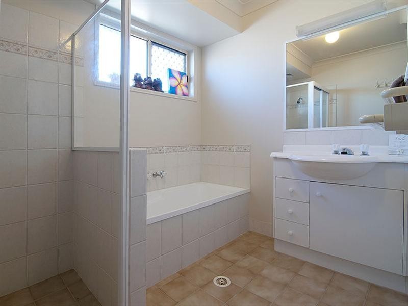 4 Dewick Court, Calamvale QLD 4116