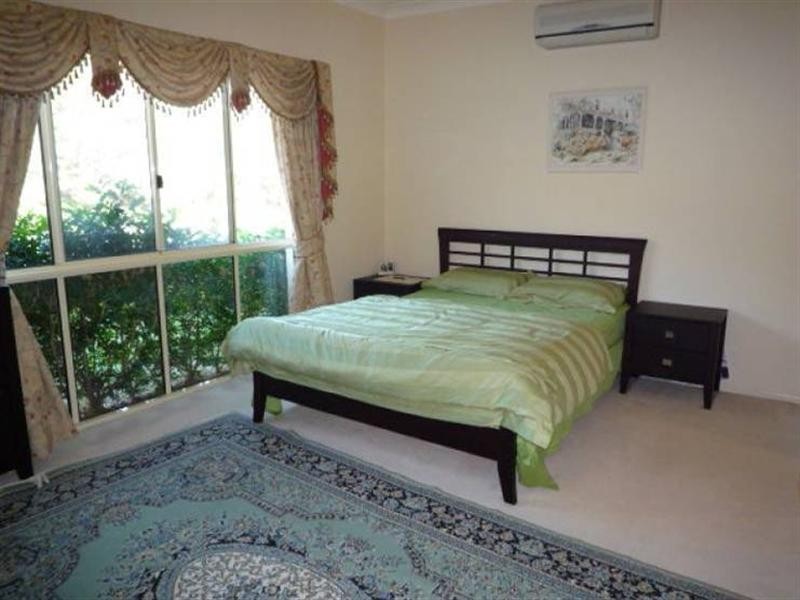 Stretton QLD 4116