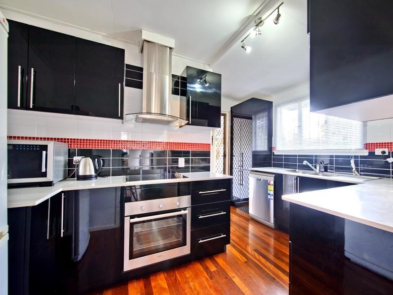 81 St Andrew Street, Kuraby QLD 4112