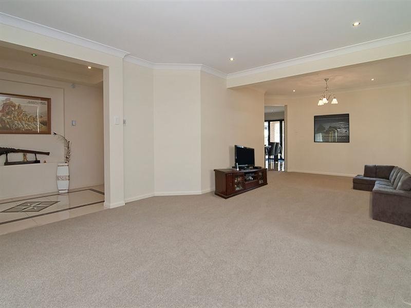 377 Benhiam Street, Calamvale QLD 4116