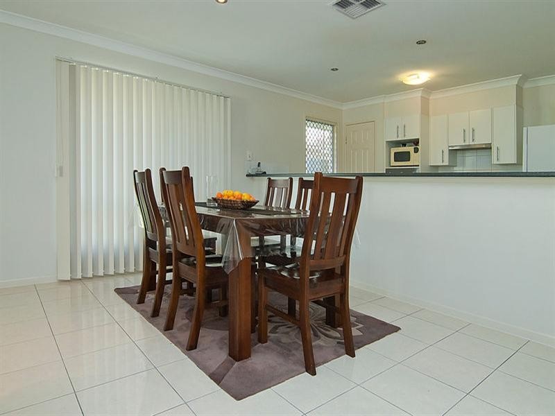 50 Larapinta Circuit, Calamvale QLD 4116