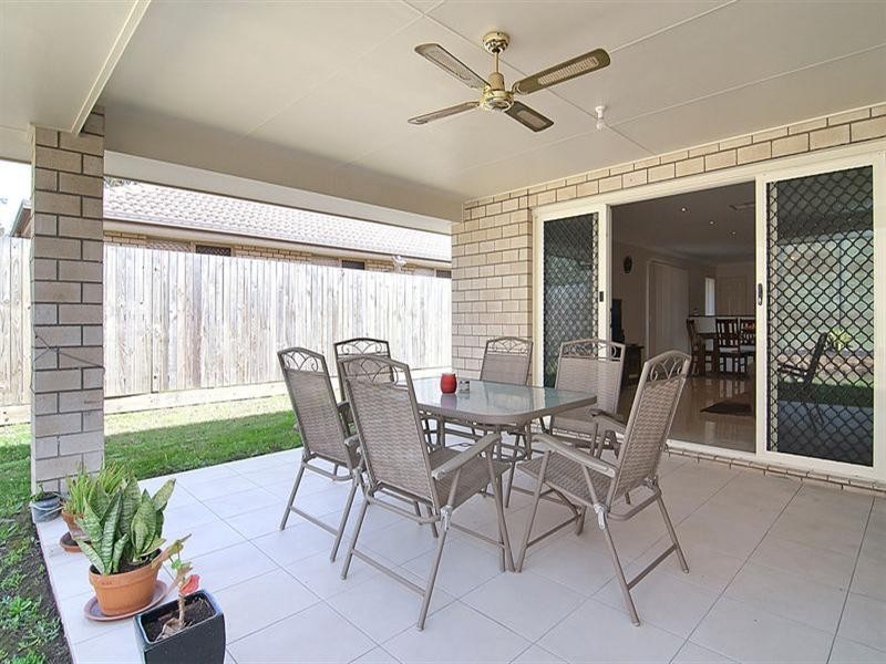 50 Larapinta Circuit, Calamvale QLD 4116
