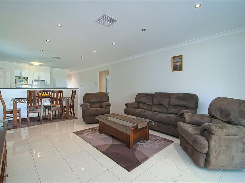 50 Larapinta Circuit, Calamvale QLD 4116