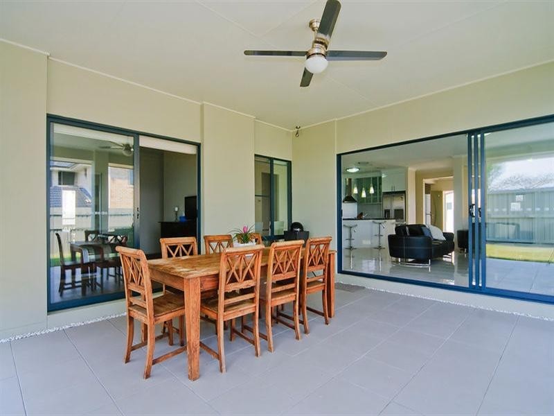 66 Birchwood Place, Stretton QLD 4116