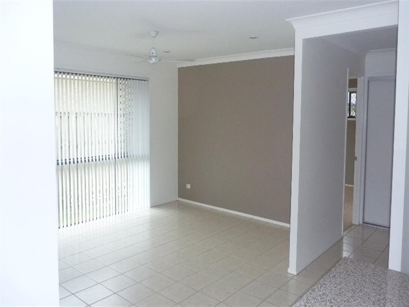 6 Pebbles Court, Berrinba QLD 4117