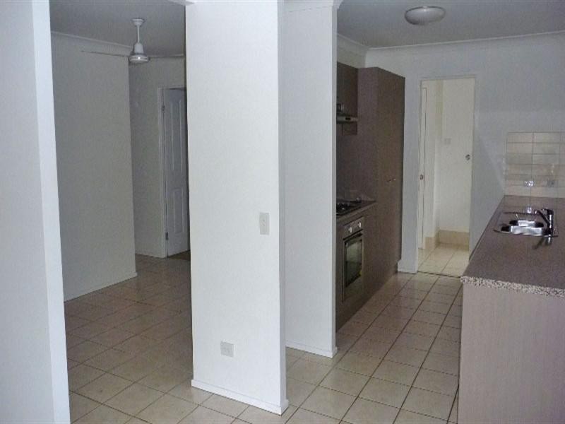 6 Pebbles Court, Berrinba QLD 4117