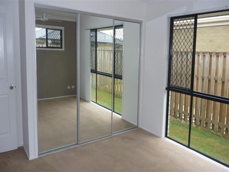 6 Pebbles Court, Berrinba QLD 4117