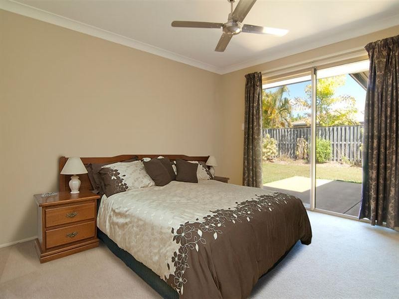 7 Dewick Court, Calamvale QLD 4116