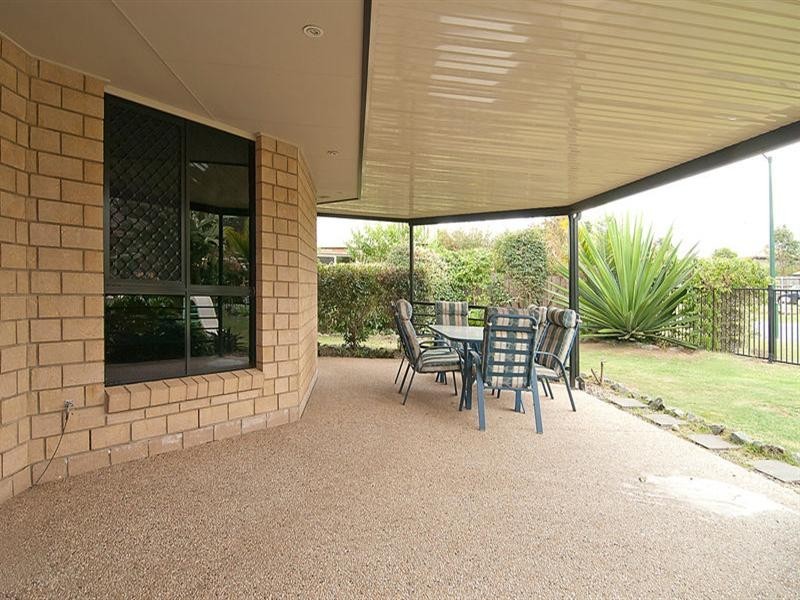 8 Bufalino Street, Parkinson QLD 4115