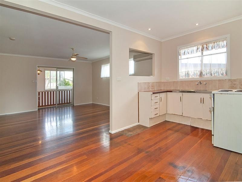 43 Jarrah Crescent, Logan Central QLD 4114