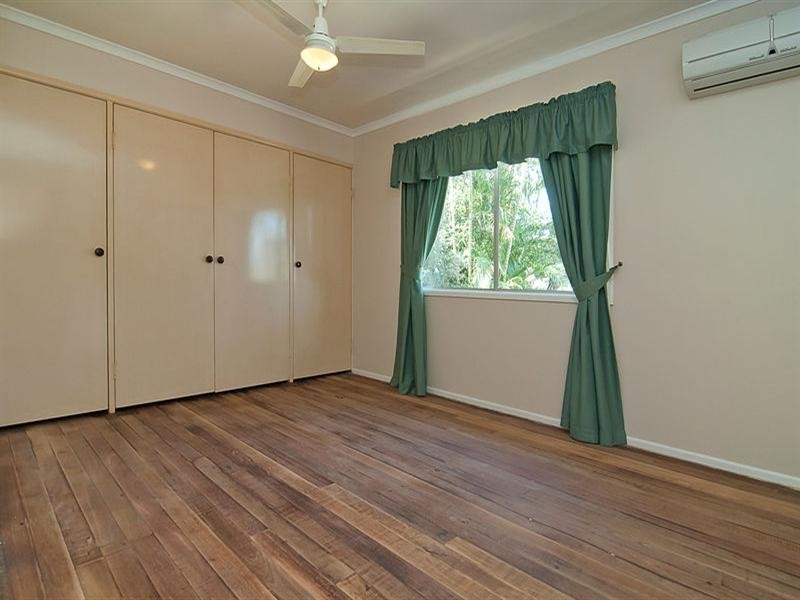 43 Jarrah Crescent, Logan Central QLD 4114