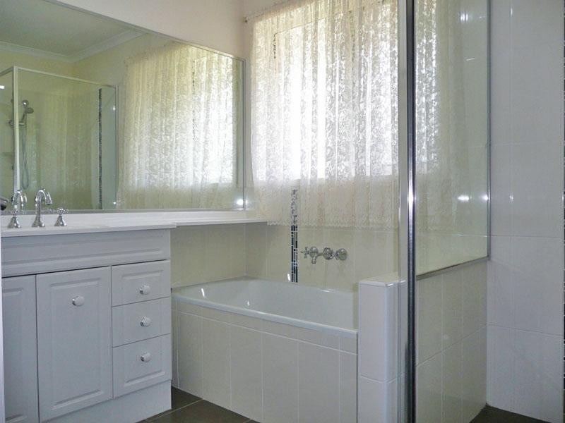 40 – 48 Woodend Court, Park Ridge QLD 4125