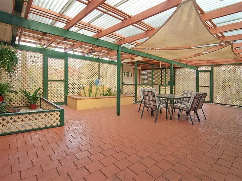18 Owenia Street, Algester QLD 4115