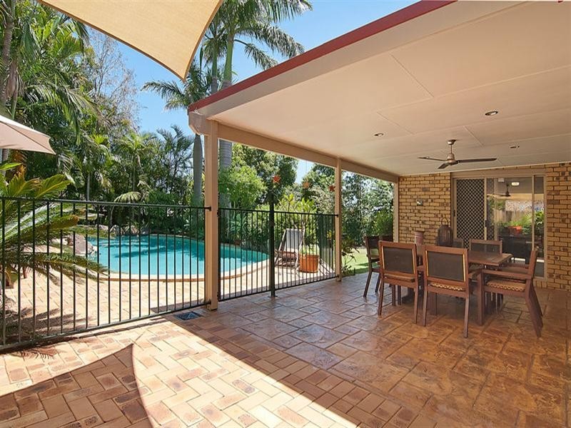 24 Poinsettia Crescent, Calamvale QLD 4116