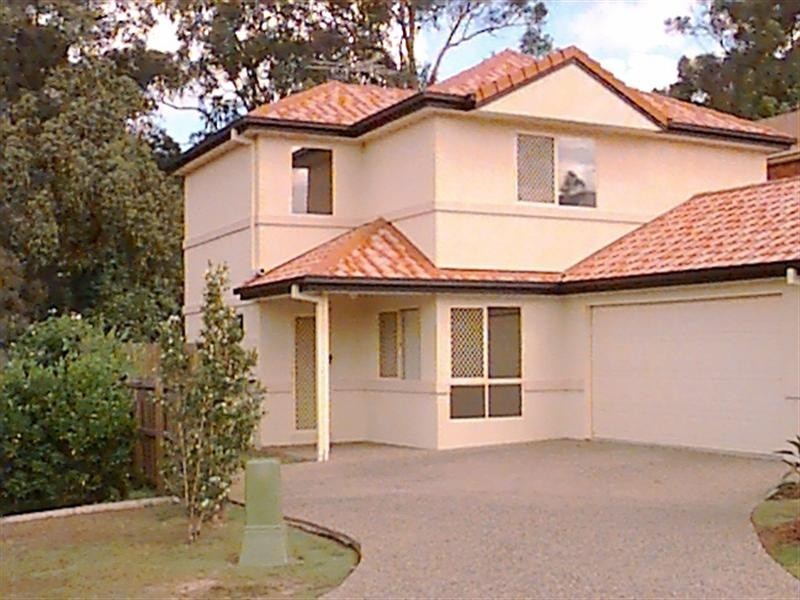 Stretton QLD 4116