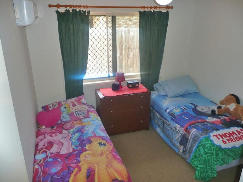 69 Woodlark Crescent, Parkinson QLD 4115