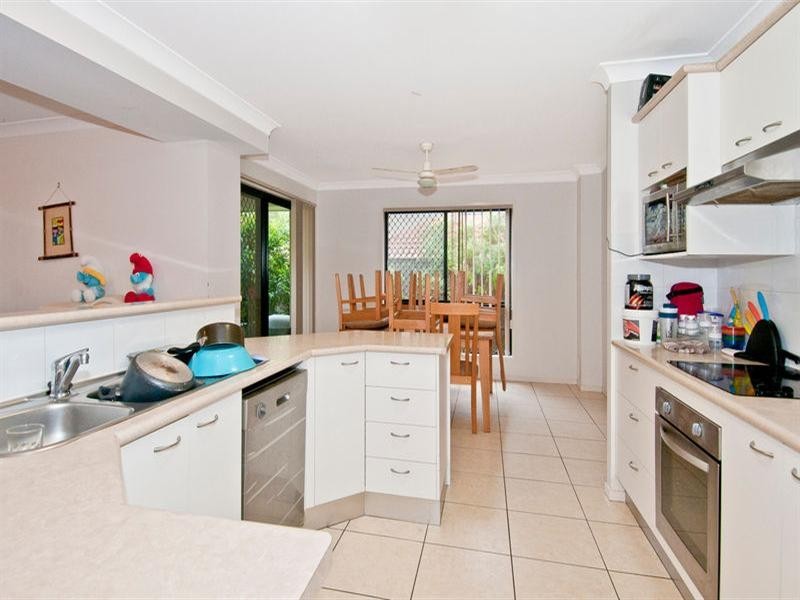 3 Mead Place, Calamvale QLD 4116