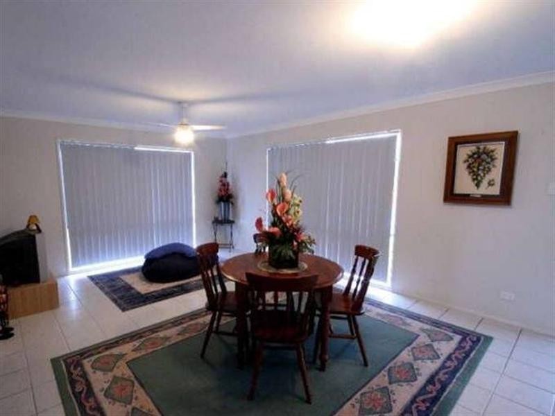 16 Muscari Cresent, Drewvale QLD 4116