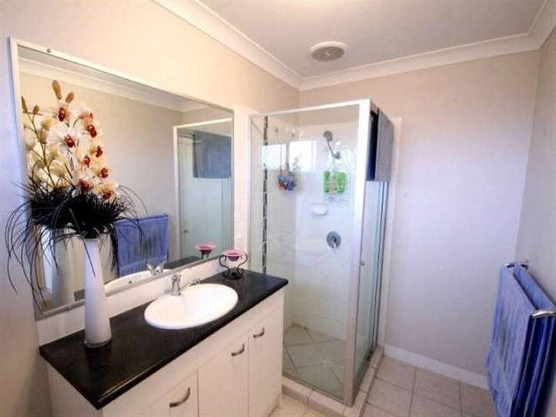 16 Muscari Crescent, Drewvale QLD 4116