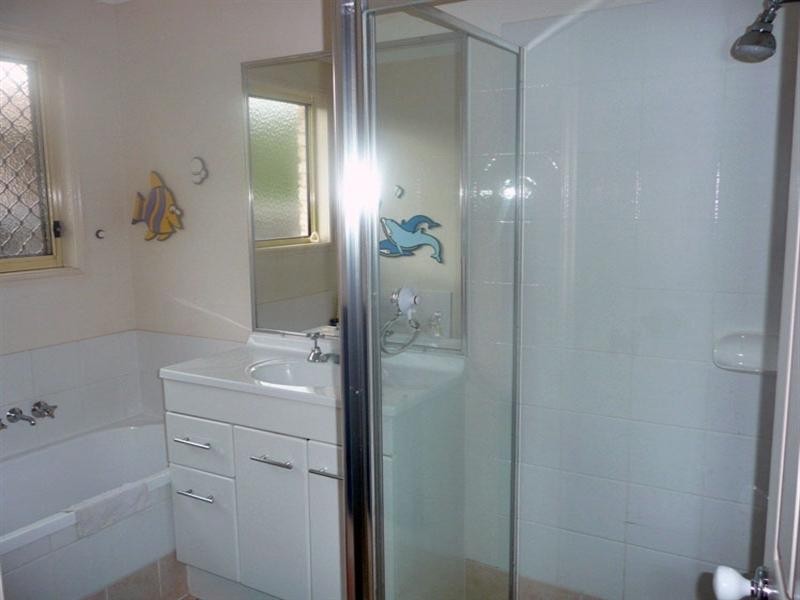 8 Shivvan Court, Marsden QLD 4132