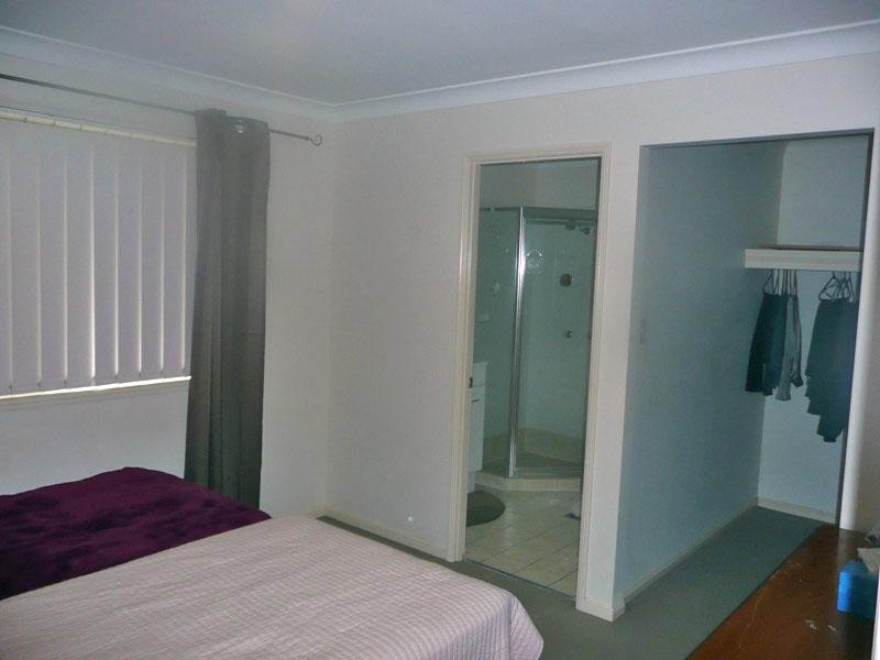 8 Shivvan Court, Marsden QLD 4132