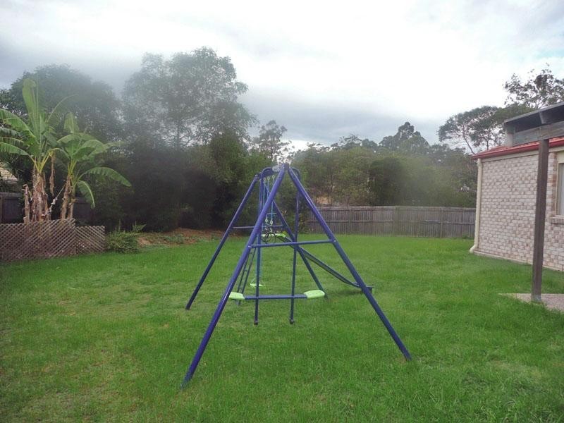 8 Shivvan Court, Marsden QLD 4132