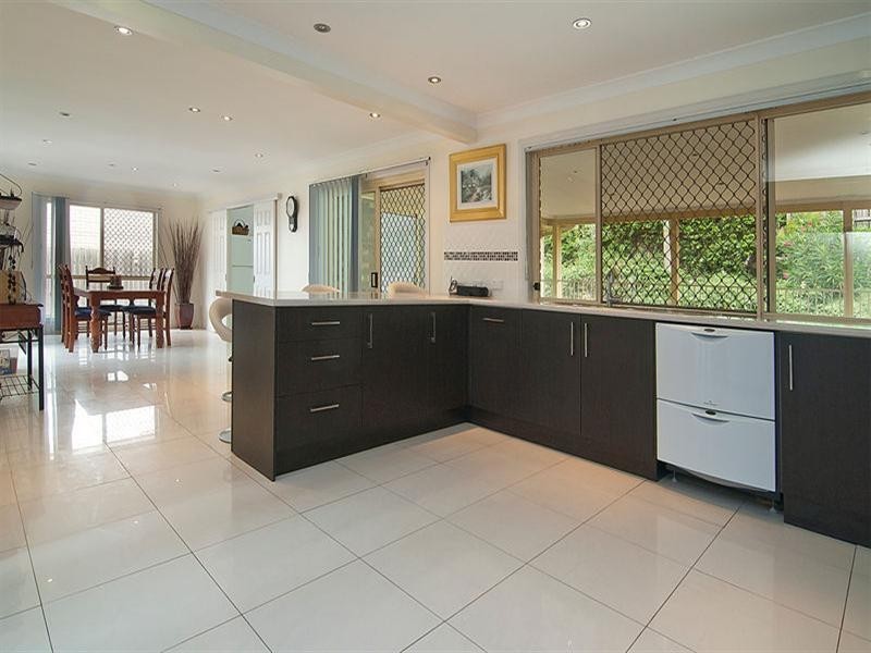 75 Sunflower Crescent, Calamvale QLD 4116