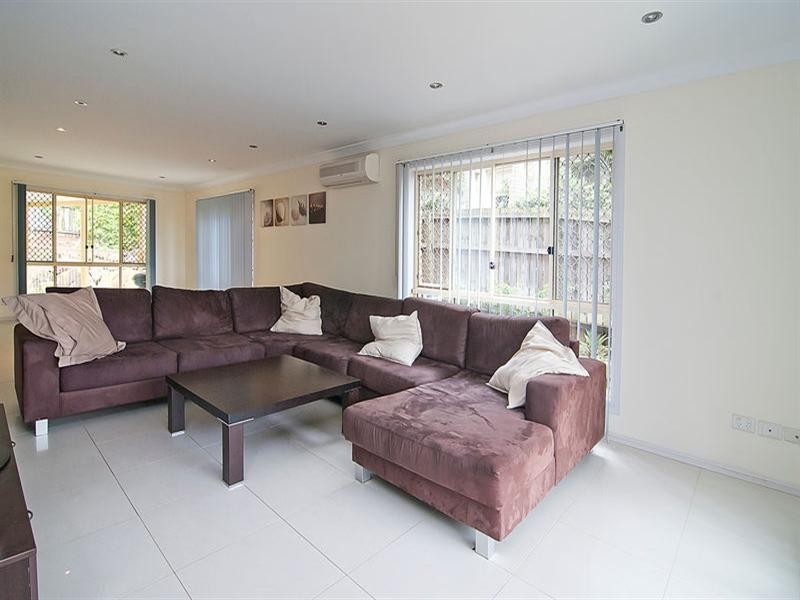 75 Sunflower Crescent, Calamvale QLD 4116