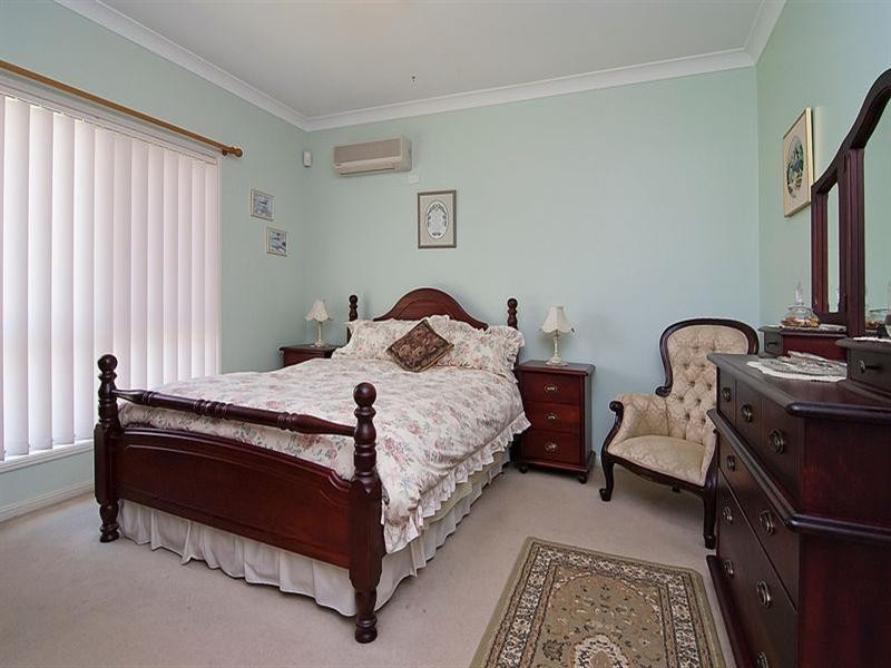 1 Abelia Close, Calamvale QLD 4116