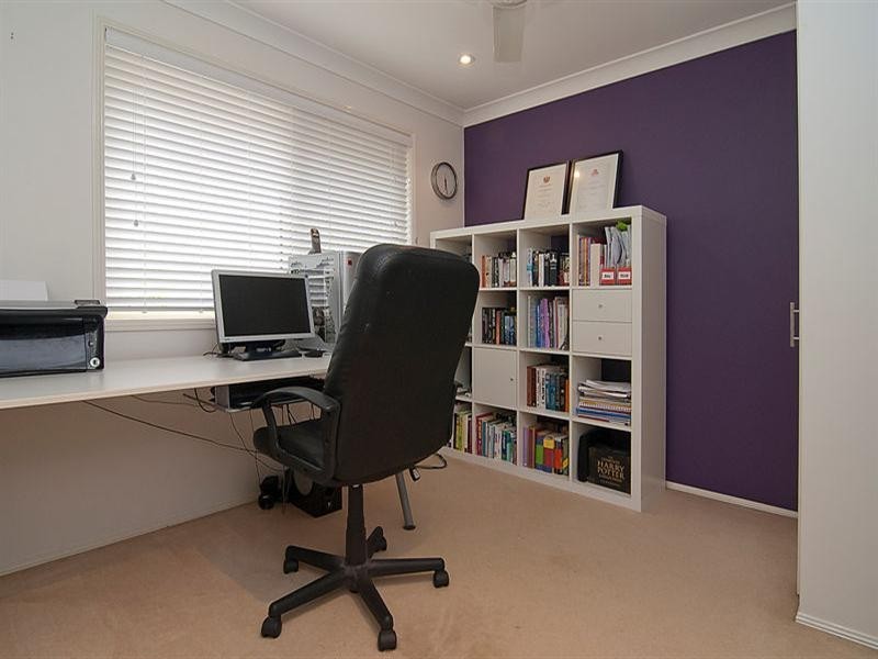 57 Sunflower Crescent, Calamvale QLD 4116