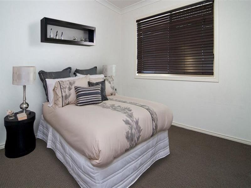 6 Injune Circuit, Calamvale QLD 4116