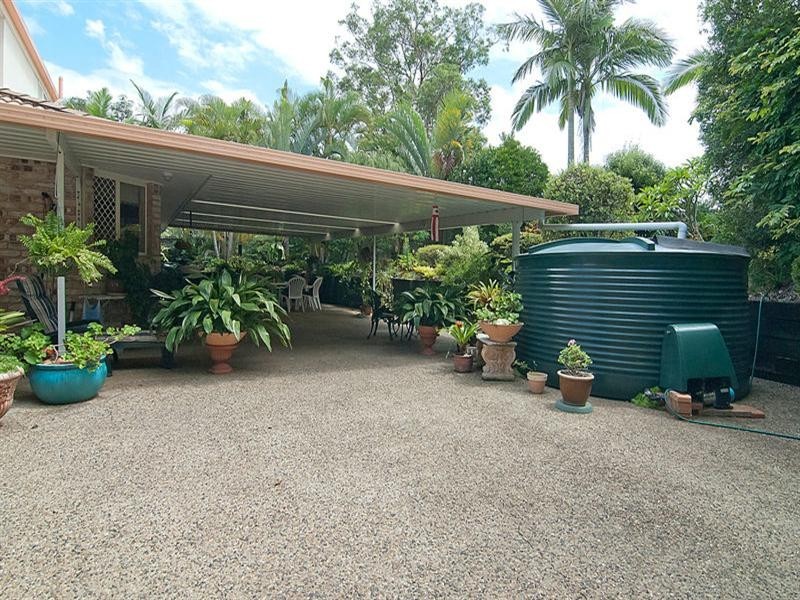 11 Ellesmere Place, Parkinson QLD 4115