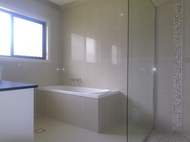 63 Alfred Circuit, Calamvale QLD 4116