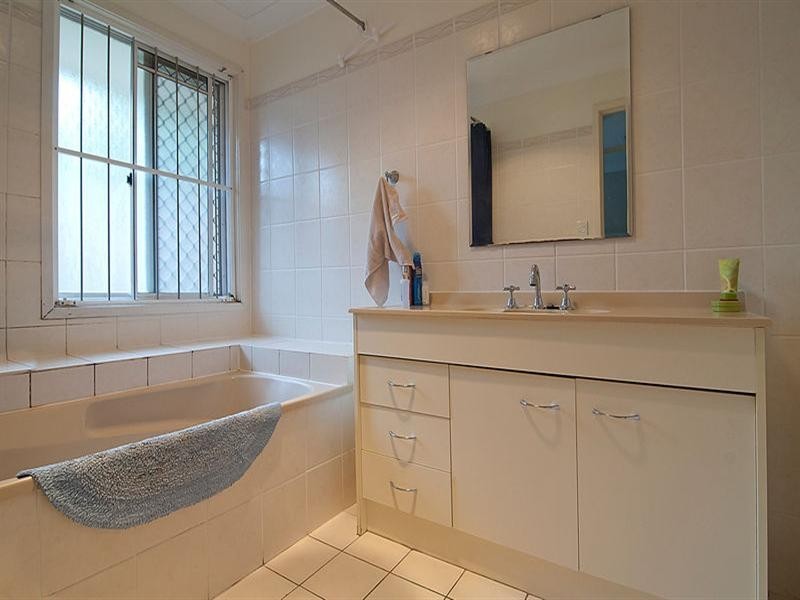 24 Laurel Oak Drive, Algester QLD 4115