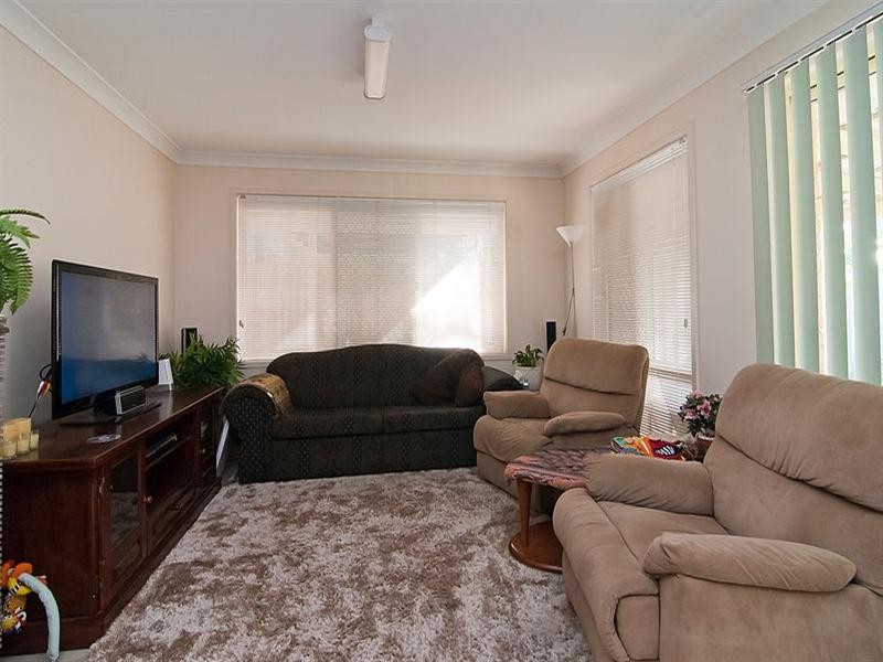 11 Heath Street, Forest Lake QLD 4078