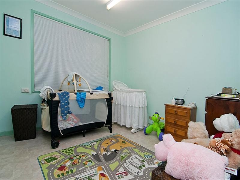 11 Heath Street, Forest Lake QLD 4078