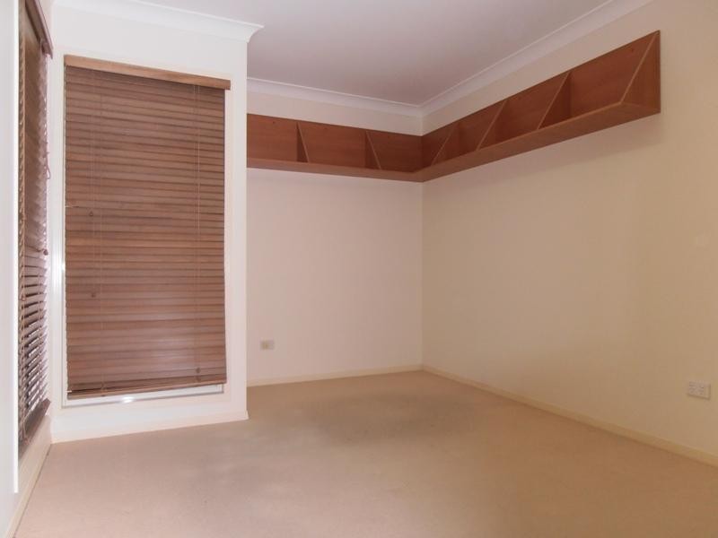 7 Bronte Place, Parkinson QLD 4115