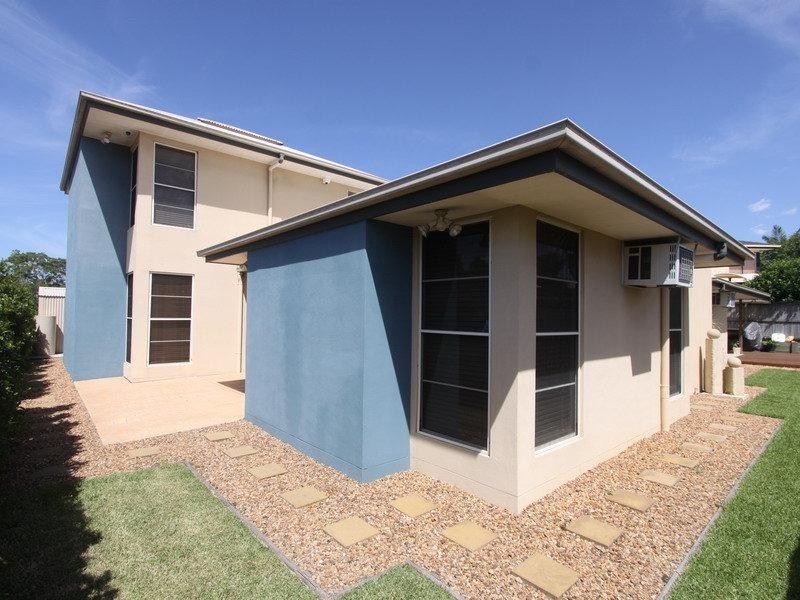 7 Bronte Place, Parkinson QLD 4115