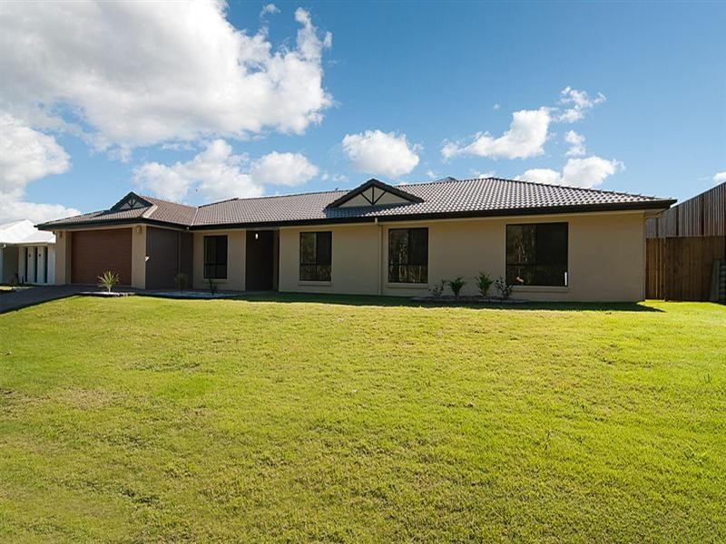 63 Alfred Circuit, Calamvale QLD 4116